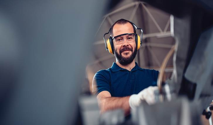 QAD Adaptive, Manufacturing, Shopfloor worker